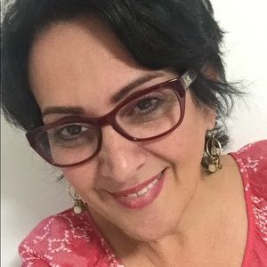 Meet your Posher, Maria